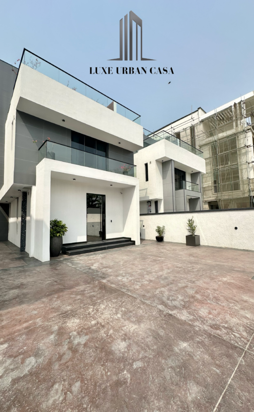 5 Bedroom Fully-Detached at Ikoyi
