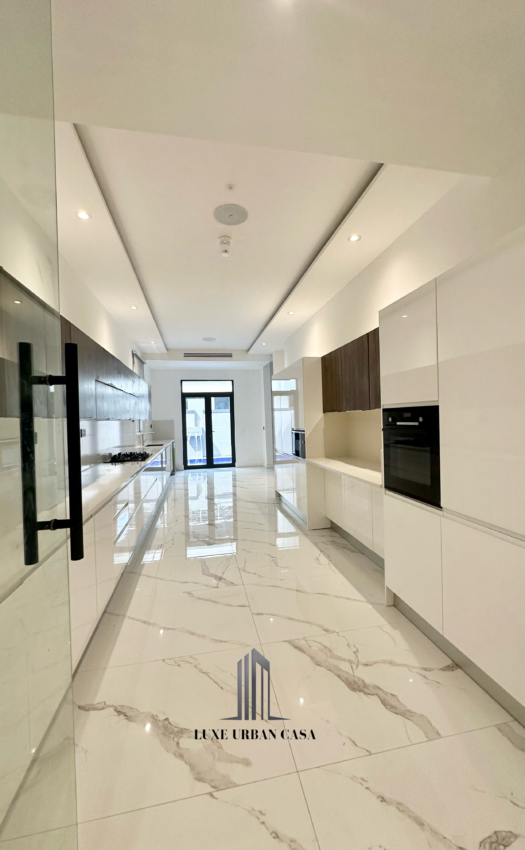 5 Bedroom Fully-Detached at Ikoyi