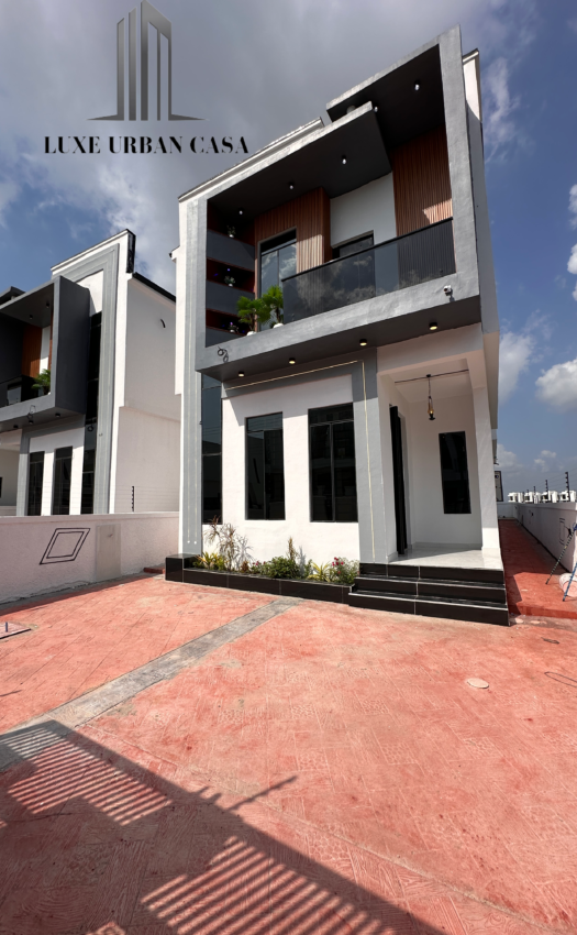 5 Bedroom Detached House at Ajah