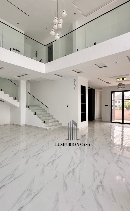 5 Bedroom House at Orchid Road