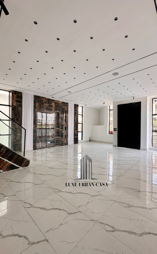 5 Bedroom Detached House at Chevron