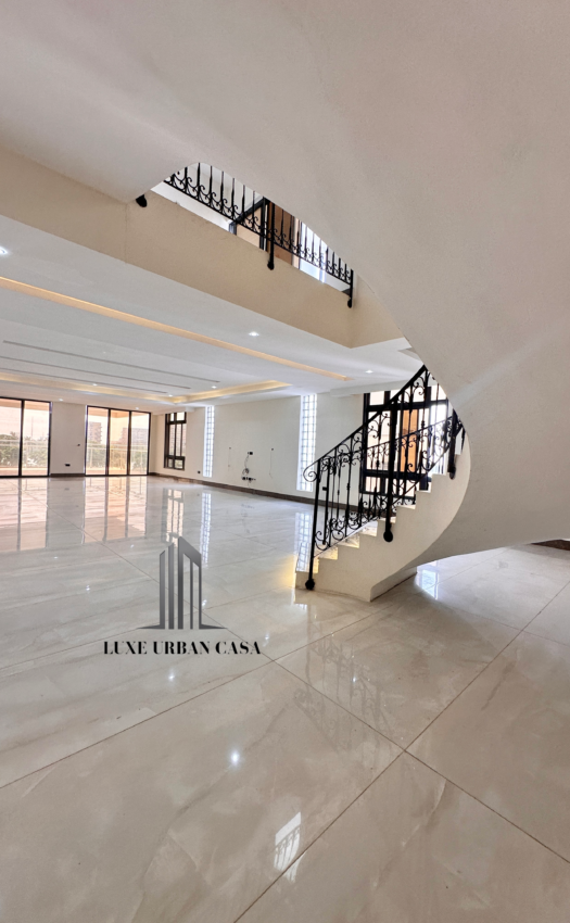 5 Bedroom Penthouse at Ikoyi