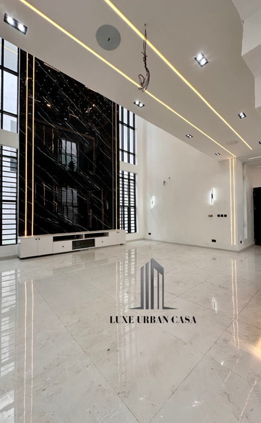 5 Bedroom Detached House at Chevron
