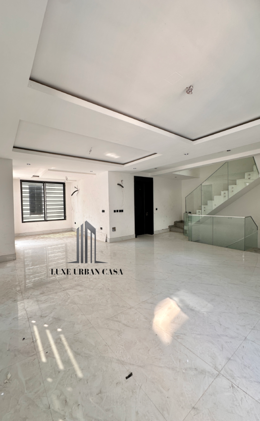 4 Bedroom Terrace House at Ikoyi