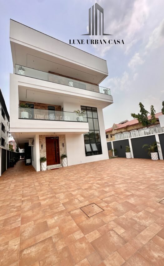 6 Bedroom Detached House at Ikoyi