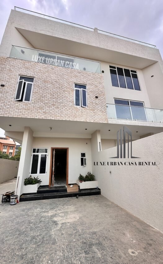 4 Bedroom Semi-Detached at Ikoyi