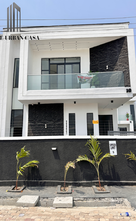 5 Bedroom Detached House at Ikota