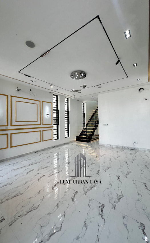 5 Bedroom Detached House at Chevron