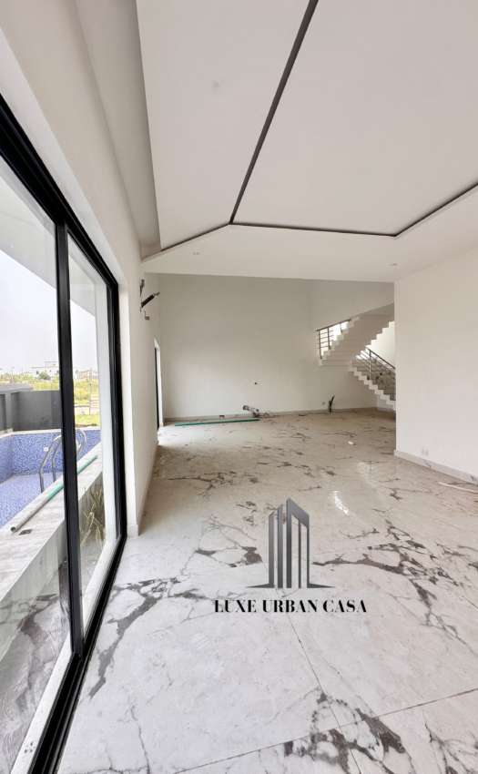 5 Bedroom Detached House at VGC